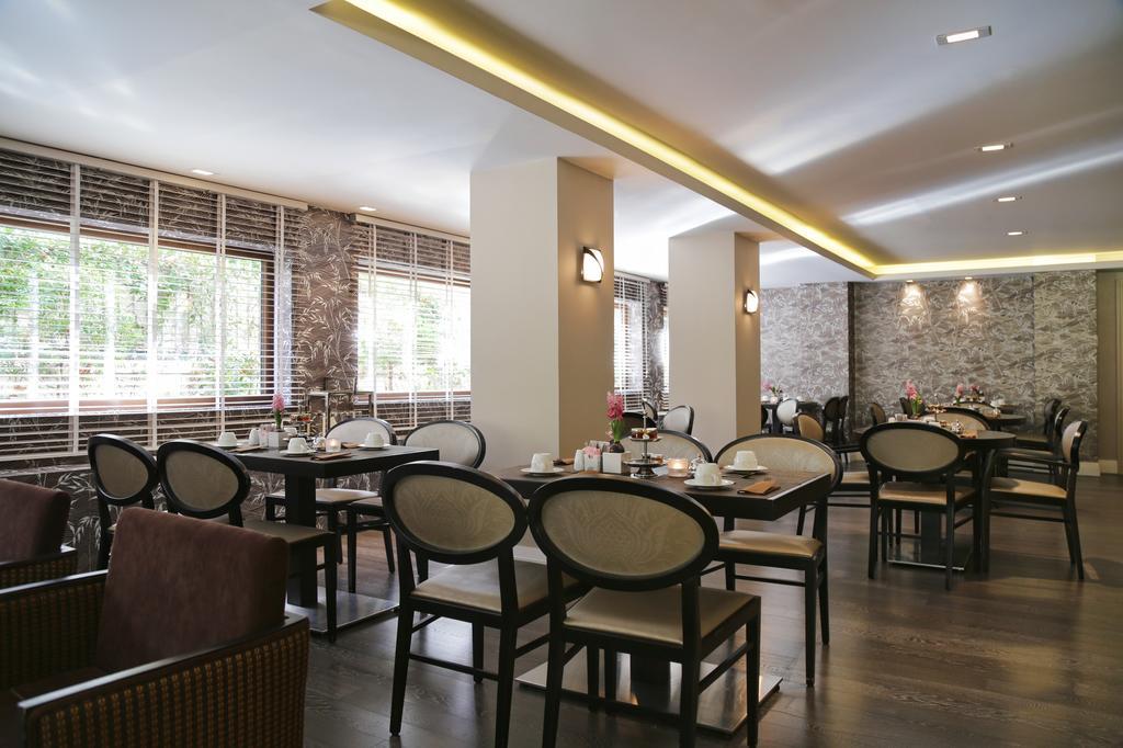 The Y Hotel Ateny Zewnętrze zdjęcie